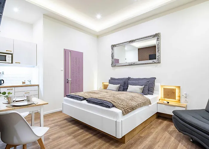 Super - Modern - New - Ac * Budapest