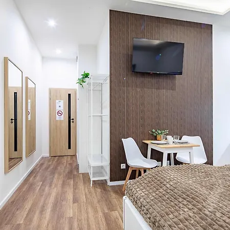 Super - Modern - New - Ac Budapest