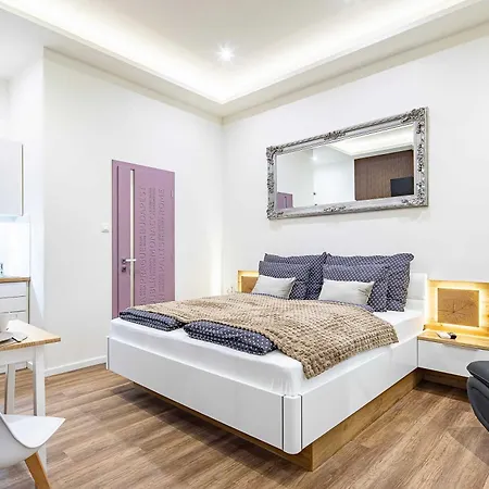 Super - Modern - New - Ac * Budapeszt